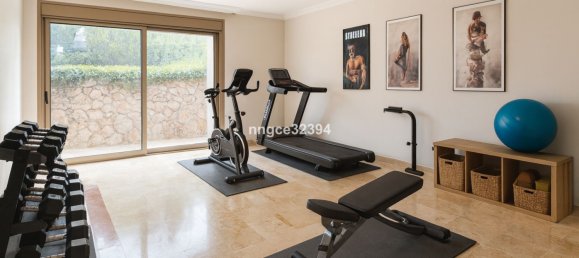 4 bedrooms Villa in Marbella, Spain No. 152991 24