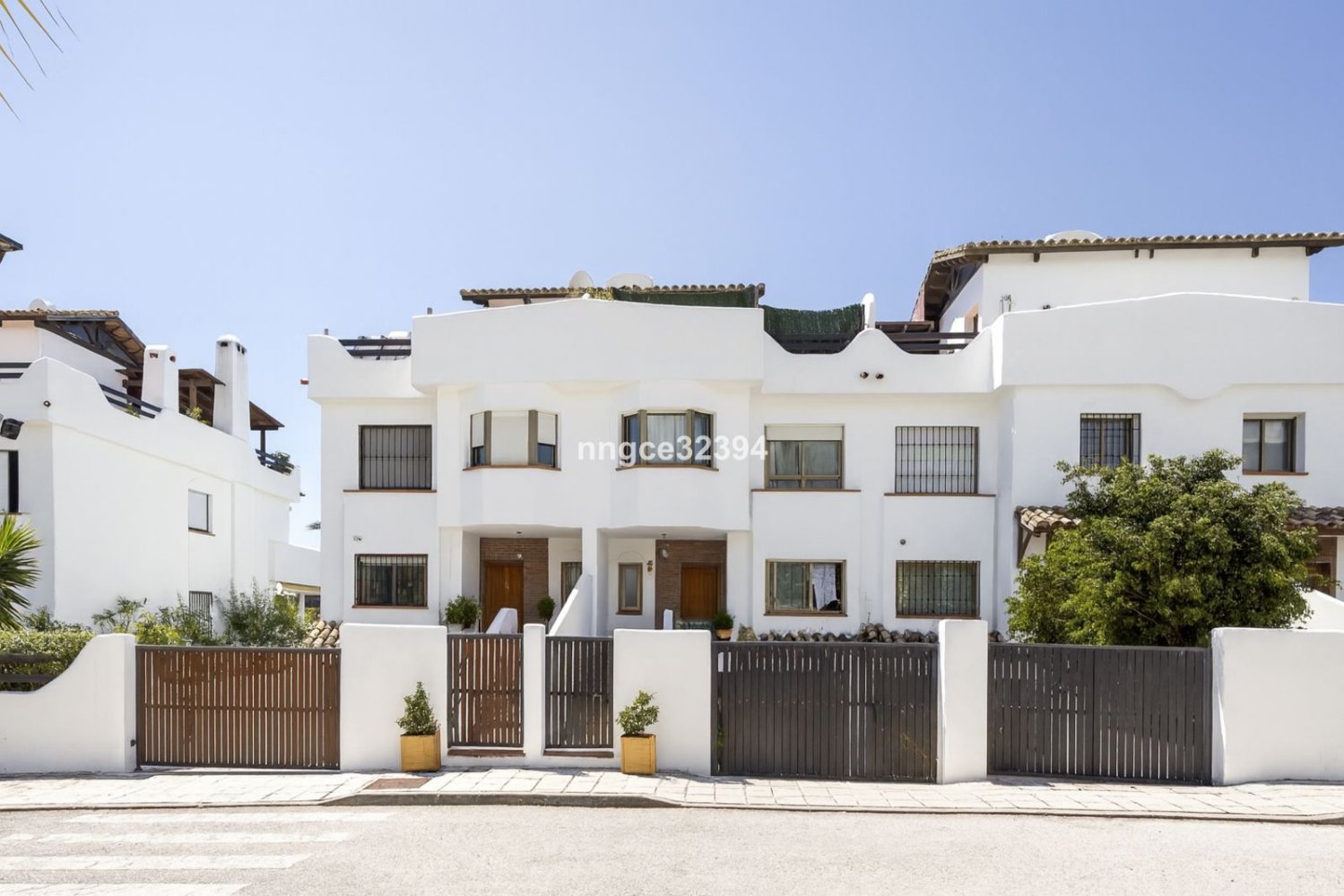 4 bedrooms Villa in Marbella, Spain No. 152991