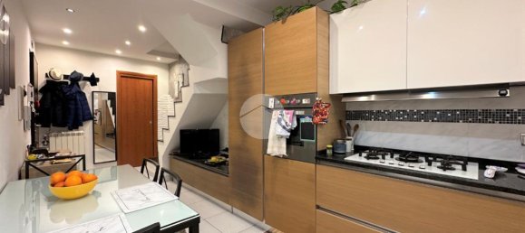 Apartamento de 2 habitaciónes en Monterotondo, Italy No. 154607 2