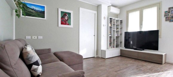 Apartamento de 3 habitaciónes en Cavenago di Brianza, Italy No. 30171 4