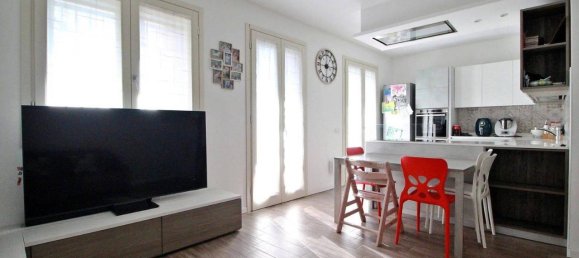 Apartamento de 3 habitaciónes en Cavenago di Brianza, Italy No. 30171 3