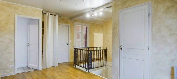 3 Schlafzimmer Haus in Sezanne, France, Nr. 88693 3