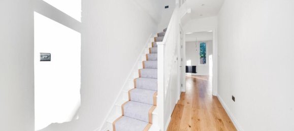 3 bedrooms House in Beckenham, United Kingdom No. 14371 16