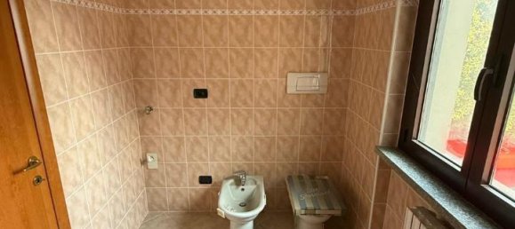 3غرفة شقة في Varedo, Italy رقم 41681 18