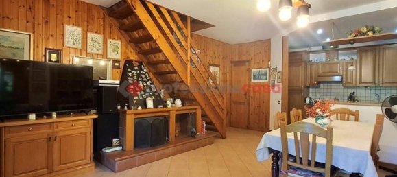 3 Schlafzimmer Villa in Aprilia, Italy, Nr. 316158 11