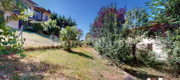 Квартира с 2 спальнями в Дзокка, Италия № 81195 3