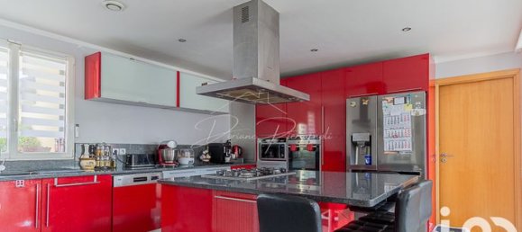 5 bedrooms House in Montlignon, France No. 354058 5