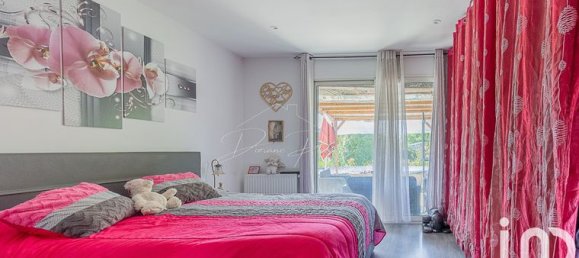 5 bedrooms House in Montlignon, France No. 354058 11