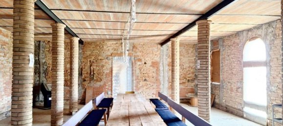 Дом с 12 спальнями в Русси, Италия № 372477 5