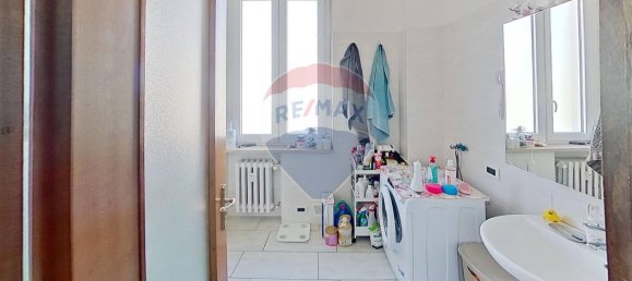 2 rooms Apartment in Turin, Italy No. 153703 16