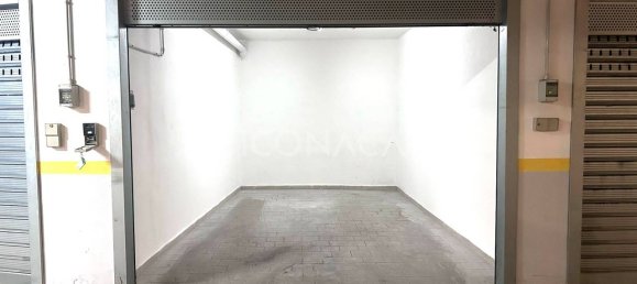 Estudio en Bitonto, Italy No. 23686 4