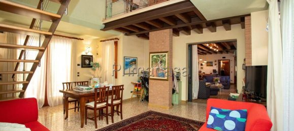 4 bedrooms Villa in Noale, Italy No. 344845 8
