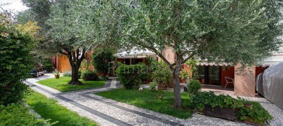 4 bedrooms Villa in Noale, Italy No. 344845 2