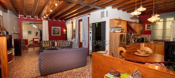 4 bedrooms Villa in Noale, Italy No. 344845 12