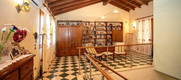 4 bedrooms Villa in Noale, Italy No. 344845 15
