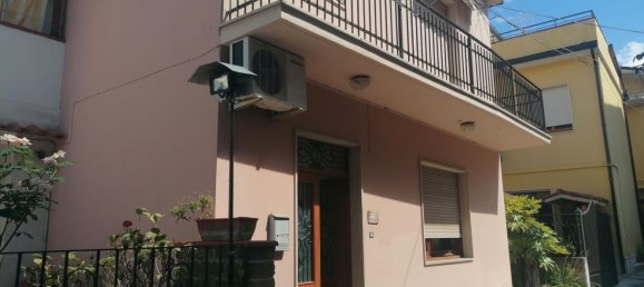 Дом с 5 комнатами в Скафа, Италия № 284207 2