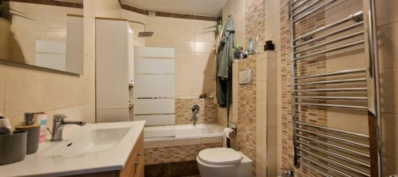 Apartamento de 3 habitaciónes en Legnano, Italy No. 38936 23