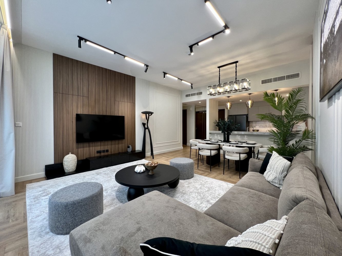 2 bedrooms Apartment in Dubai, UAE No. 38135