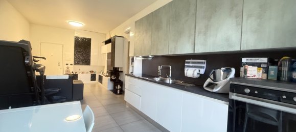Apartamento de 2 divisões em Carate Brianza, Italy N.º 55386 5