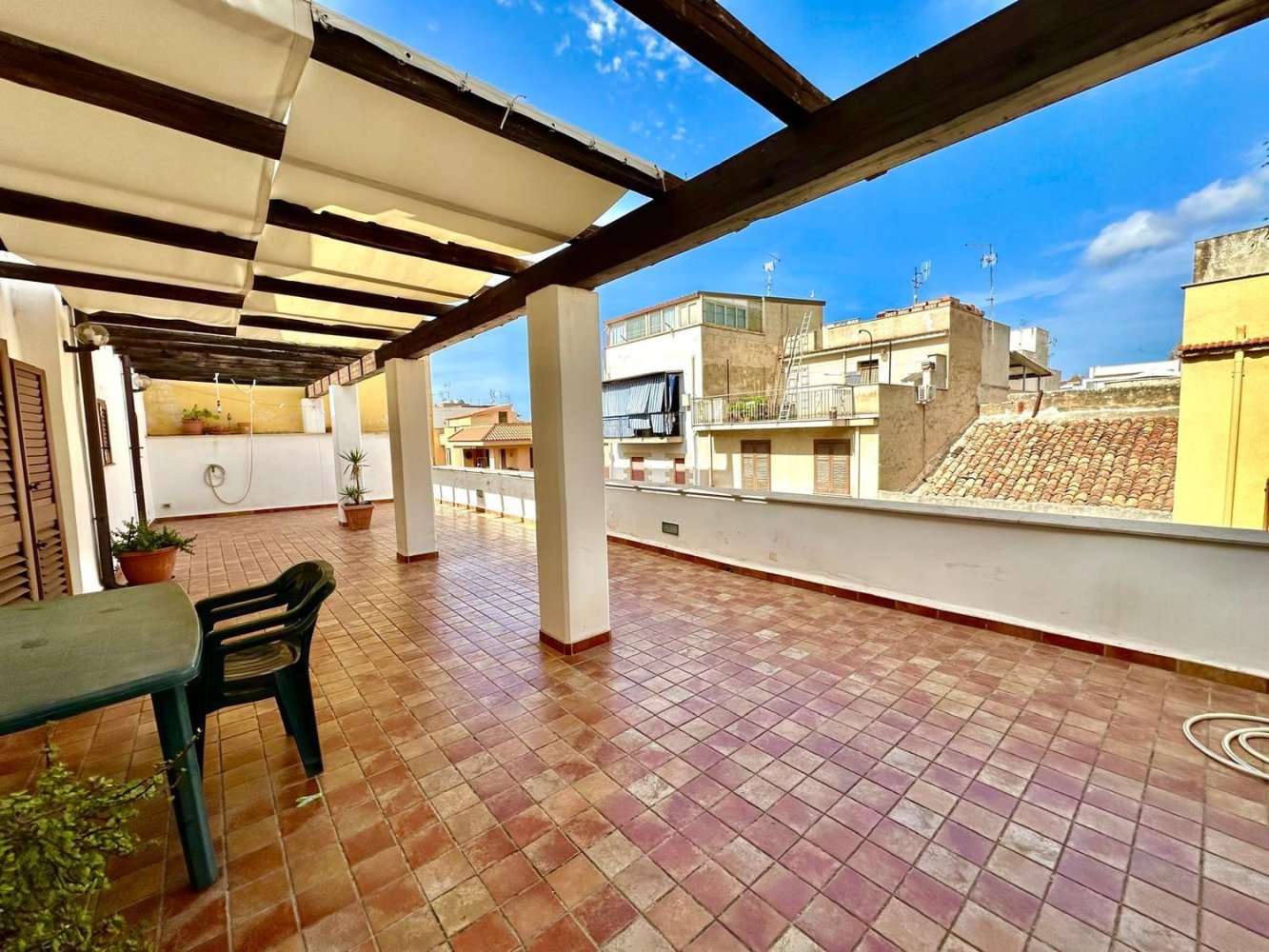 8 bedrooms House in Terrasini, Italy No. 331868