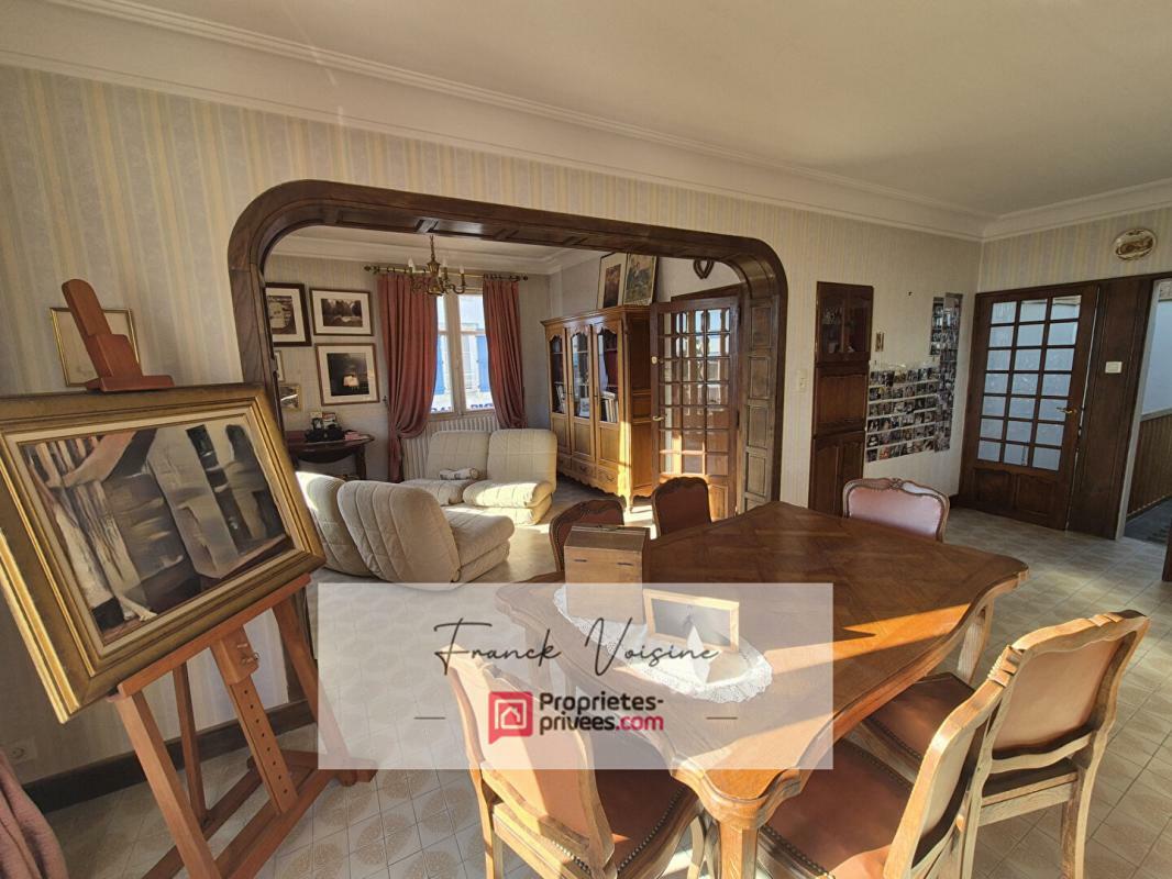 Casa de 3 dormitorios en Mouchamps, France No. 357973