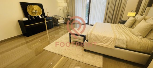 4 bedrooms Villa in Dubai, UAE No. 24421 17