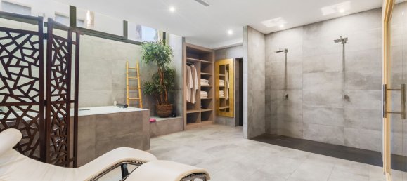 Casa de 6 dormitorios en Marbella, Spain No. 140585 21