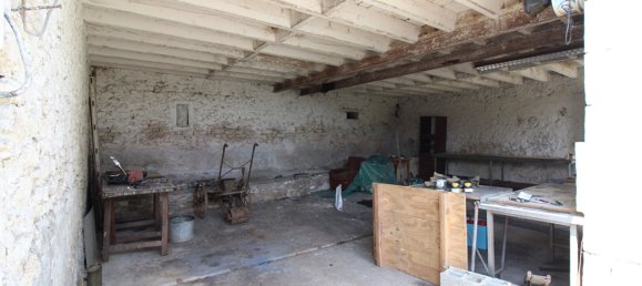 2 Schlafzimmer Haus in Luzille, France, Nr. 251055 10