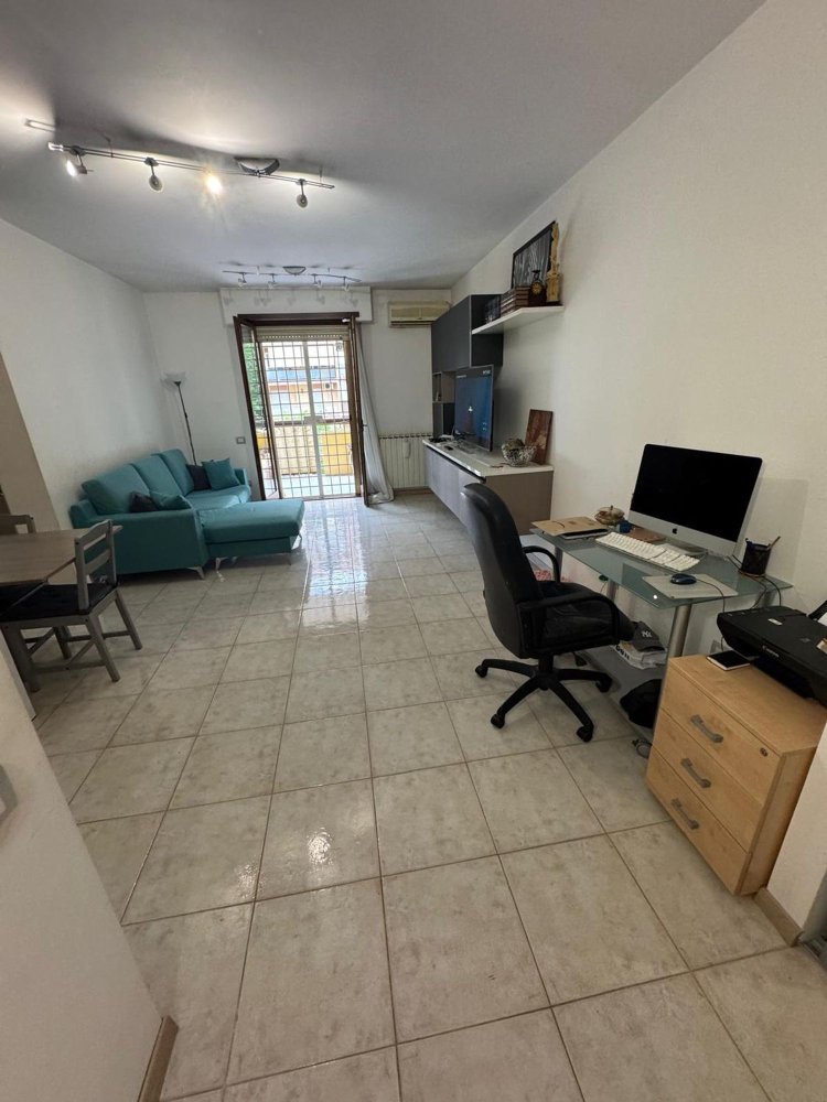 3 bedrooms Apartment in Rome, Italy No. 339440