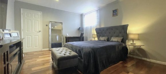 4 bedrooms House in Barnet, United Kingdom No. 6470 14