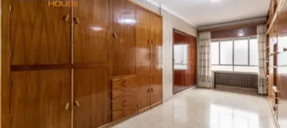 6 bedrooms Apartment in Granada, Spain No. 89089 9