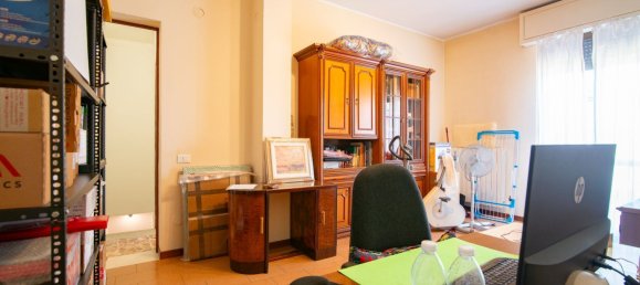 Дом с 3 комнатами в Довера, Италия № 150186 40