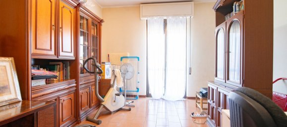 Дом с 3 комнатами в Довера, Италия № 150186 39