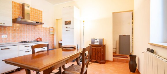 Дом с 3 комнатами в Довера, Италия № 150186 15