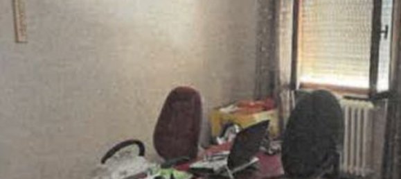 4 rooms Apartment in Caronno Pertusella, Italy No. 198978 3