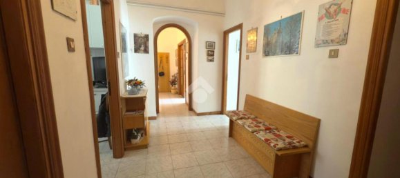 5-Zimmer Wohnung in Genoa, Italy, Nr. 13131 39