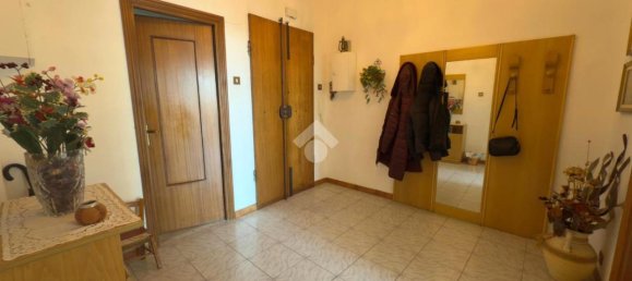 5-Zimmer Wohnung in Genoa, Italy, Nr. 13131 10