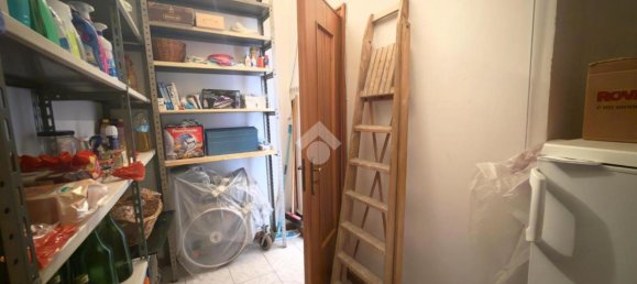 5-Zimmer Wohnung in Genoa, Italy, Nr. 13131 45