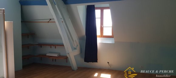 Apartamento de 2 dormitorios en Illiers-Combray, France No. 99723 5