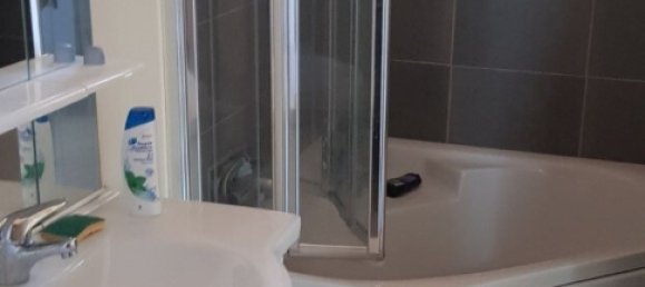 Apartamento de 2 dormitorios en Illiers-Combray, France No. 99723 2