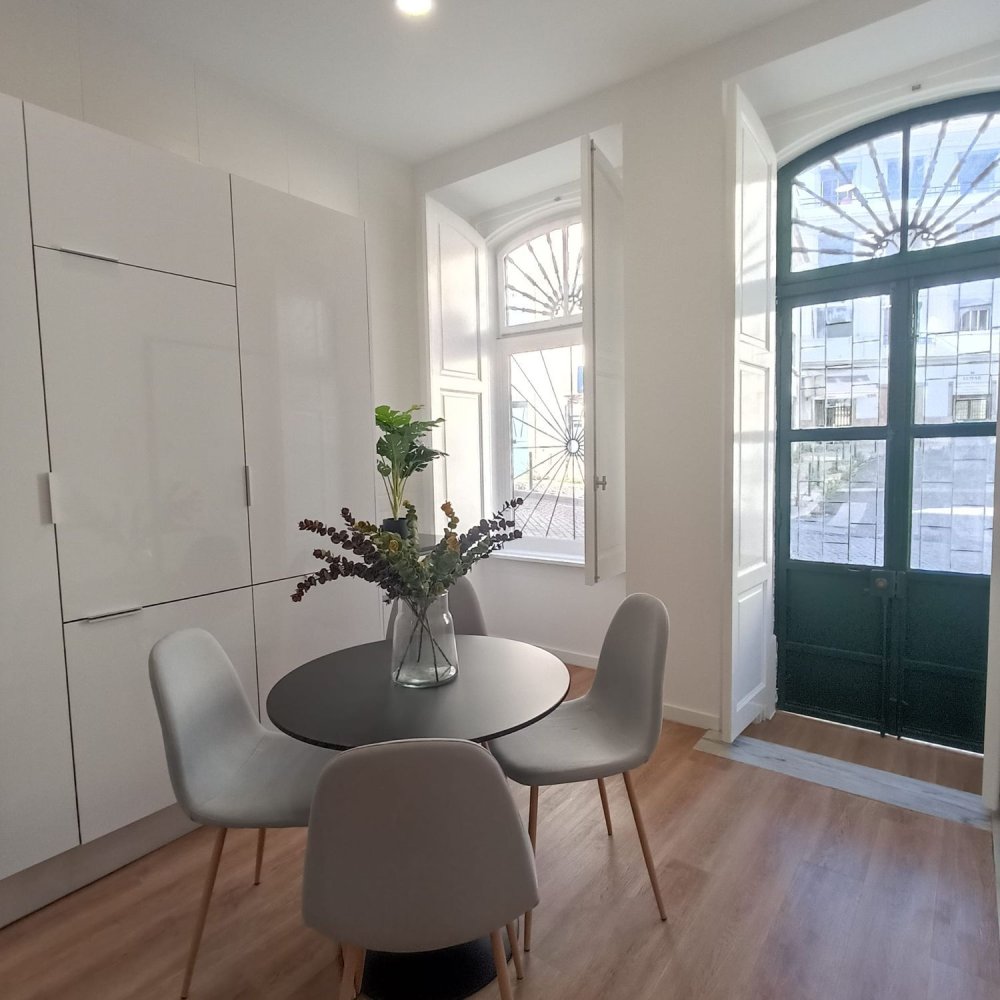 1 bedroom Apartment in Lisbon, Portugal No. 84972