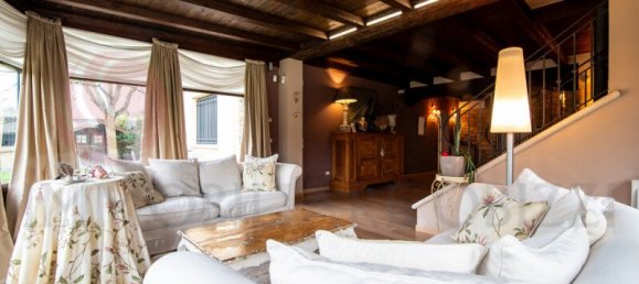 4 bedrooms Villa in Abano Terme, Italy No. 74530 3