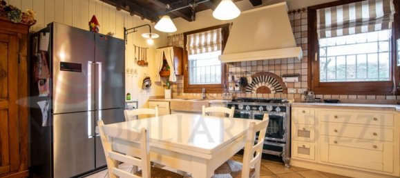 4 bedrooms Villa in Abano Terme, Italy No. 74530 12