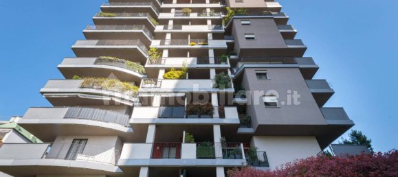 2 bedrooms Apartment in Milan, Italy No. 379103 21