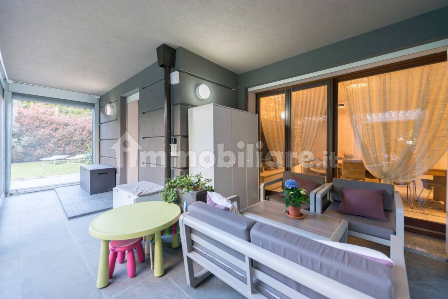 2 bedrooms Apartment in Milan, Italy No. 379103