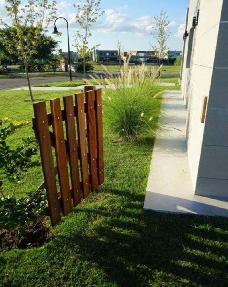 4 bedrooms House in Tigre, Argentina No. 13518