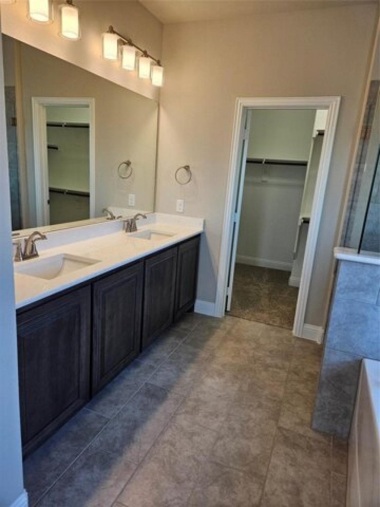 4 bedrooms House in Whitesboro, USA No. 383462