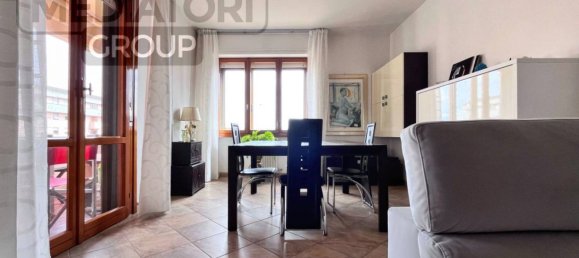 2 bedrooms Apartment in Pontedera, Italy No. 272959 4