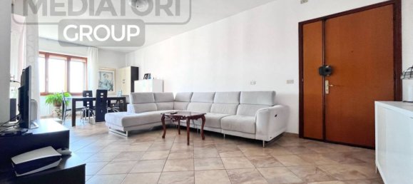 2 bedrooms Apartment in Pontedera, Italy No. 272959 6