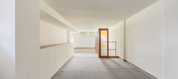 85m² Garage in Cuneo, Italy No. 157565 6